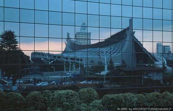 TOKYO - Shibuya-ku: Yoyogi National Gymnasium - Kenzo Tange/URTEC 