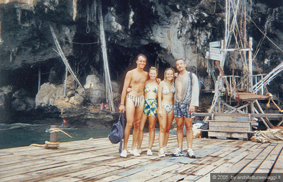 PHI PHI LEY - Io, Francesco, Paola e Tullio davanti alla grotta vichinga