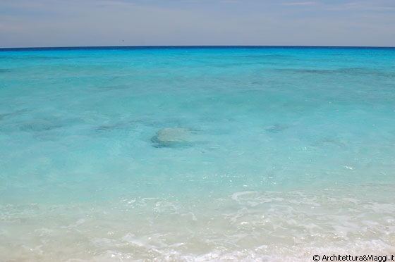 CAYO DE AGUA - Le incredibili sfumature dal turchese al blu di questa meravigliosa spiaggia caraibica