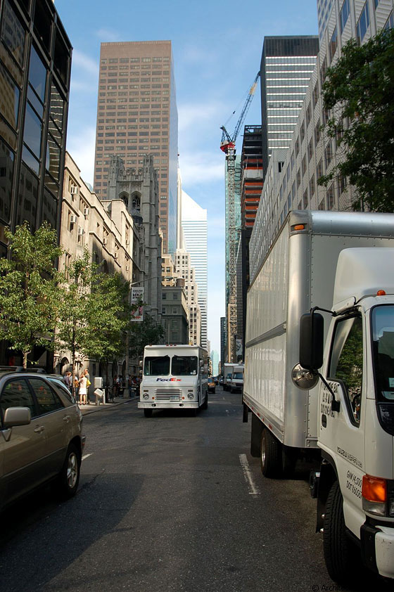 MIDTOWN MANHATTAN - Il tracciato di strade ortogonali: avenues e streets