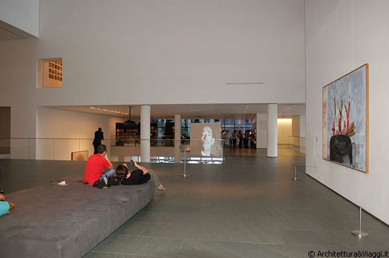 MIDTOWN - I grandi volumi del MoMA