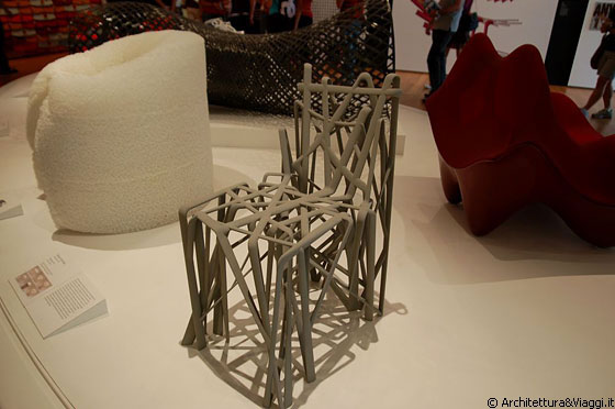 MIDTOWN MANHATTAN - MoMA: C2 Solid Chair (resina epossidica) - Patrick Jouin, 2004