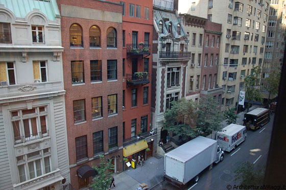 MANHATTAN - Dalle gallerie del MoMA vista sulla 53rd strada