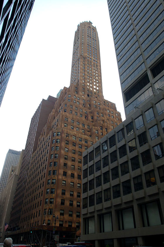 NEW YORK CITY - Ad ogni angolo di Midtown ci imbattiamo in edifici déco