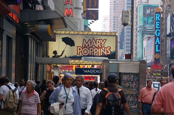 MIDTOWN MANHATTAN - Theater District nei pressi di Times Square offre musical di ogni genere