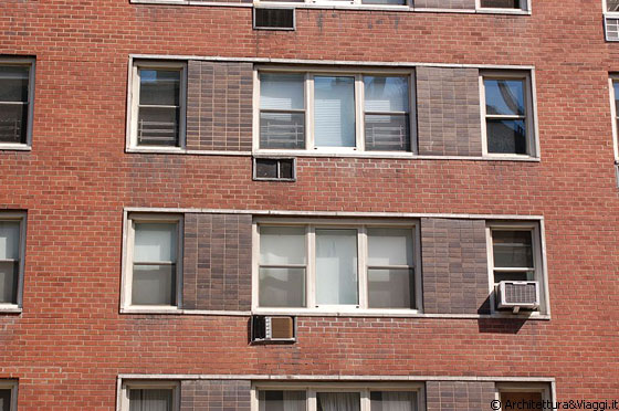 UPPER EAST SIDE - Edilizia di matrice razionalista anni '30