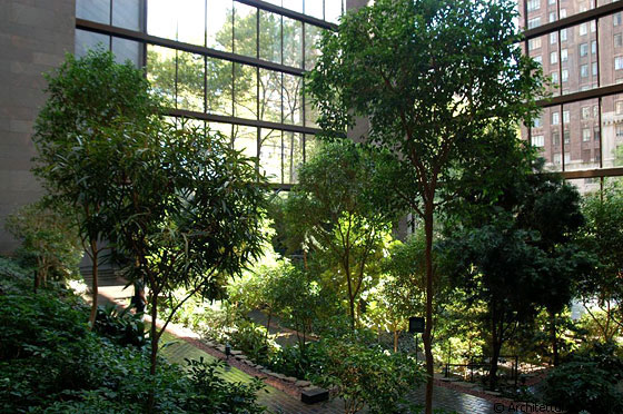 MIDTOWN MANHATTAN - Un nuovo tipo di spazio urbano per Ford Foundation