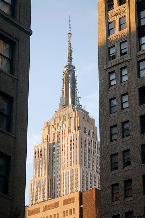 MIDTOWN MANHATTAN - Empire State Building, il grattacielo più amato da King Kong