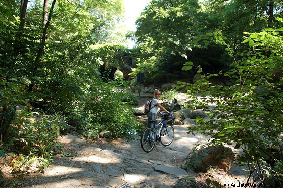 CENTRAL PARK NORTH - Attraversiamo e scopriamo per caso, The Ravine / The Loch - una delle aree più naturalistiche di Central Park