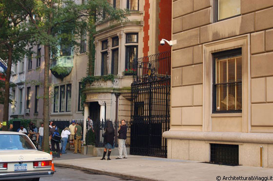 MANHATTAN - Gli eleganti edifici dell'Upper East Side