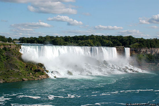 CANADA - American Falls viste dal Queen Victoria Park