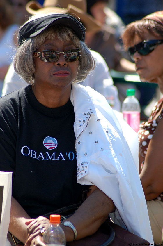 CHICAGO - Jazz Festival - una fan di Obama