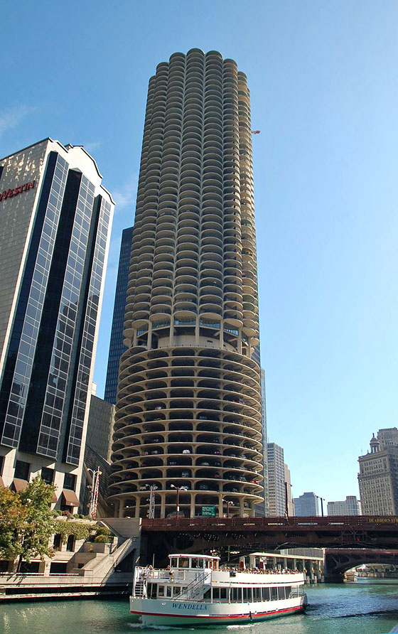 CHICAGO - Una delle torri di Marina City 