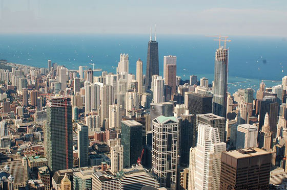 SEARS TOWER - Vista verso nord - est: dominano il panorama il John Hancock Center e la Trump Tower