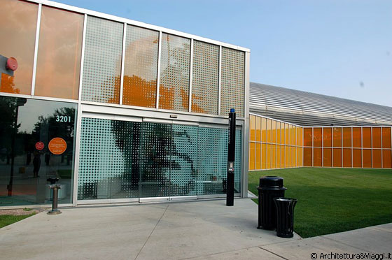 CHICAGO - IIT - Potete visitare il campus da voi stessi richiedendo mappa e audioguida al Campus Information Center