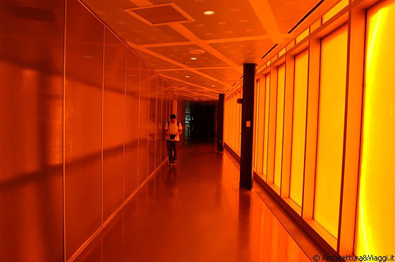 THE McCORMICK TRIBUNE CAMPUS CENTER - Trasparenze, traslucenze e riflessi del nuovo campus