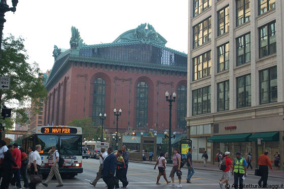 CHICAGO - Harold Washington Library Center - arch. Hammond, Beeby and Babka, 1988-1991