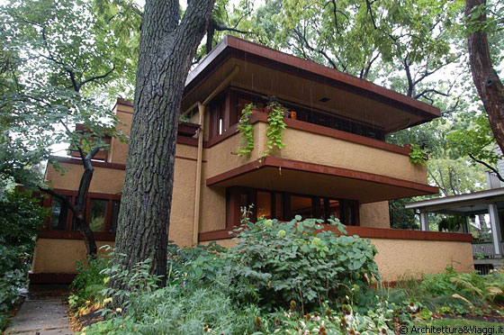 OAK PARK - Laura Gale House - arch. F. L. Wright, 1906