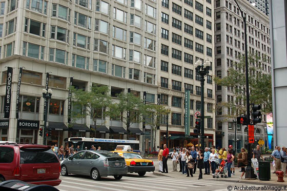 CHICAGO - Le librerie Borders, altre mete di acquisti