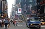 MIDTOWN MANHATTAN. Verso Times Square: la pubblicità LG si attesta sulla torre 1540 Broadway dei SOM
