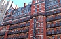 NEW YORK CITY. Chelsea Hotel nella rumorosa 23rd St