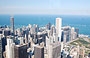 CHICAGO. Ampia panoramica sul Loop e sulla Second City - i due grattacieli più alti sono la Trump Tower e l'Aon Center