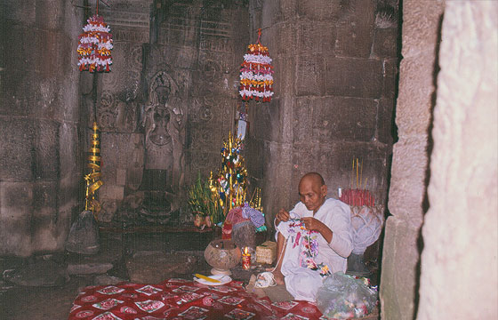 ANGKOR - Monaco buddhista a Preah Khan 
