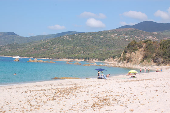 PLAGE DE CUPABIA - Da Serra di Ferro si raggiunge la spiaggia in auto percorredno la D155