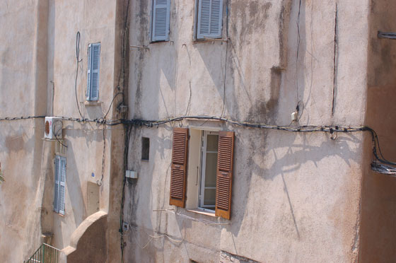 BONIFACIO - Pittoreschi scorci della città vecchia 