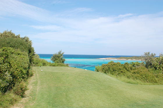 POINTE DE SPERONE - Il campo da golf sulla scogliera a picco sul mare 