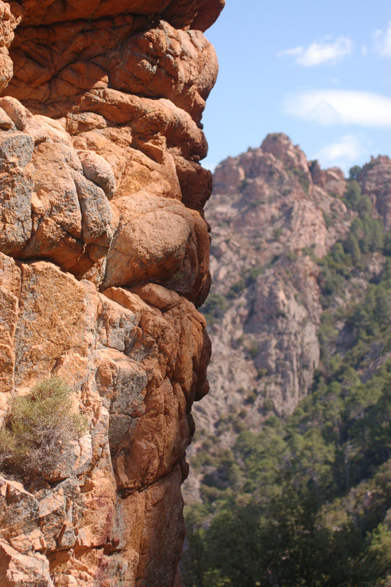 LA COSTA OCCIDENTALE - Il fantasmagorico scenario del Golfo di Porto