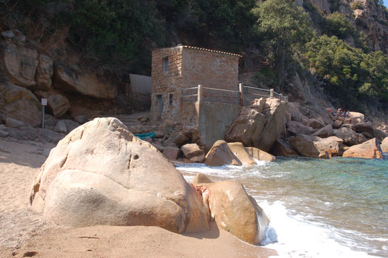 GOLFO DI PORTO - Una vecchia casetta di pescatori a Plage Ficajola