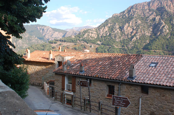 OTA - Percorsi escursionistici con partenza da Ota