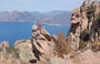 LE SENTIER MULETIER. Queste fantasmagoriche formazioni rocciose si ergono 400 m sopra il mare, formando colonne contorte, torri e massi irregolari