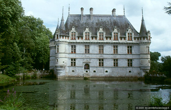 VALLE DELLA LOIRA - TURENNA - Chateau de Azay-le-Rideau