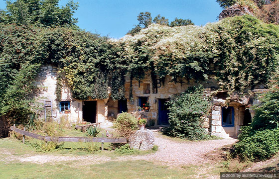 VALLE DELLA LOIRA - ANGIO' - Dintorni di Saumur - Villaggio troglodita La Fosse