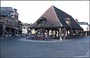 NORMANDIA. A sud di Rouen - Lyons-La-Foret - il caratteristico mercato coperto in legno nella piazza principale