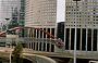 PARIGI. La Dèfense - Pacific Tower - Kisho Kurokawa Architects & Associates: il ponte pedonale con arco di accesso all'edificio