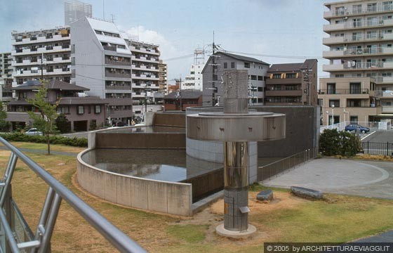 NARA - CONVENTION HALL - le sistemazioni esterne