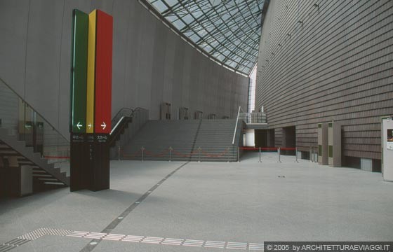 NARA - CONVENTION HALL - la hall interna