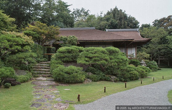 OKOCHI SANCHO  - La villa dell'attore giapponese Okochi Denjiro immersa in uno splendido giardino circostante