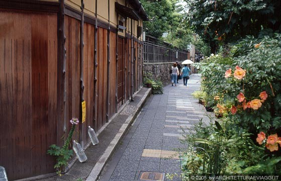 KYOTO EST - Prima di entrare nella Ne-ne no Michi