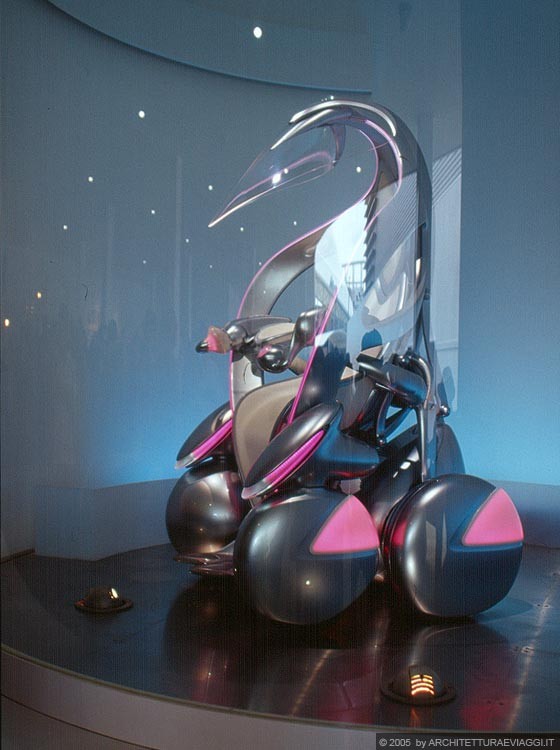 EXPO AICHI 2005 - Poltrona-robot-i-unit esposta al Padiglione Toyota