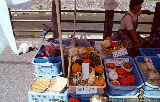 TAKAYAMA - Mercati del mattino