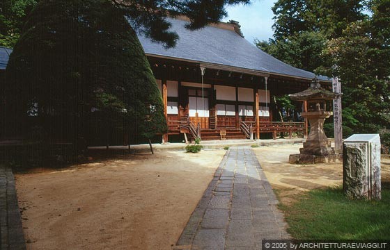 TAKAYAMA - Shiroyama-koen: uno dei tredici templi del percorso Teramachi, Higashiyama