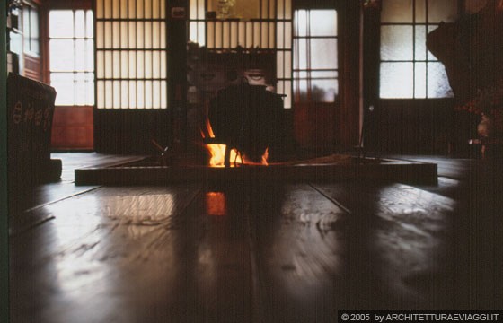 OGIMACHI - Casa gassho-zukuri Kanda-ke: il focolare è il cuore della casa
