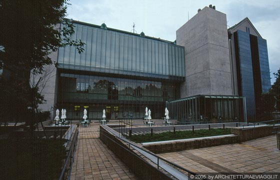 TOKYO UENO - Biblioteca internazionale di letteratura per bambini - Parco di UENO - 12-49 Parco di UENO - Taito-ku
