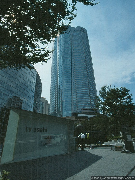 TOKYO ROPPONGI - Il grattacielo di 54 piani progettato dallo studio americano Kohn Pedersen Fox, nel complesso di Roppongi Hills 