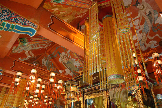 MONASTERO DI PO LIN - Sala interna del Tempio principale