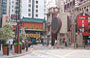 A OVEST DI CENTRAL. A piedi per Sheung Wan: Western Market